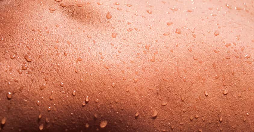 Spocone ciało osoby z nadmierną potliwością