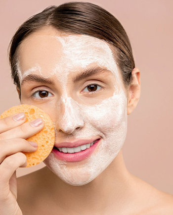 Oczyszczanie twarzy – jak robić to prawidłowo?