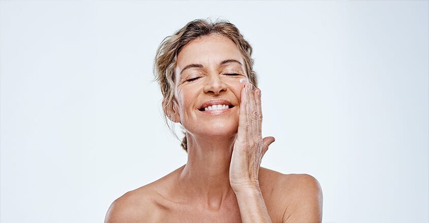 Masaż na zmarszczki palacza